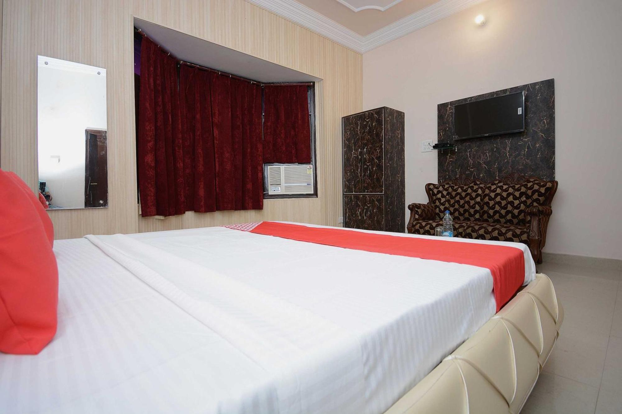 Hotel Asia Palace Pathānkot Dış mekan fotoğraf