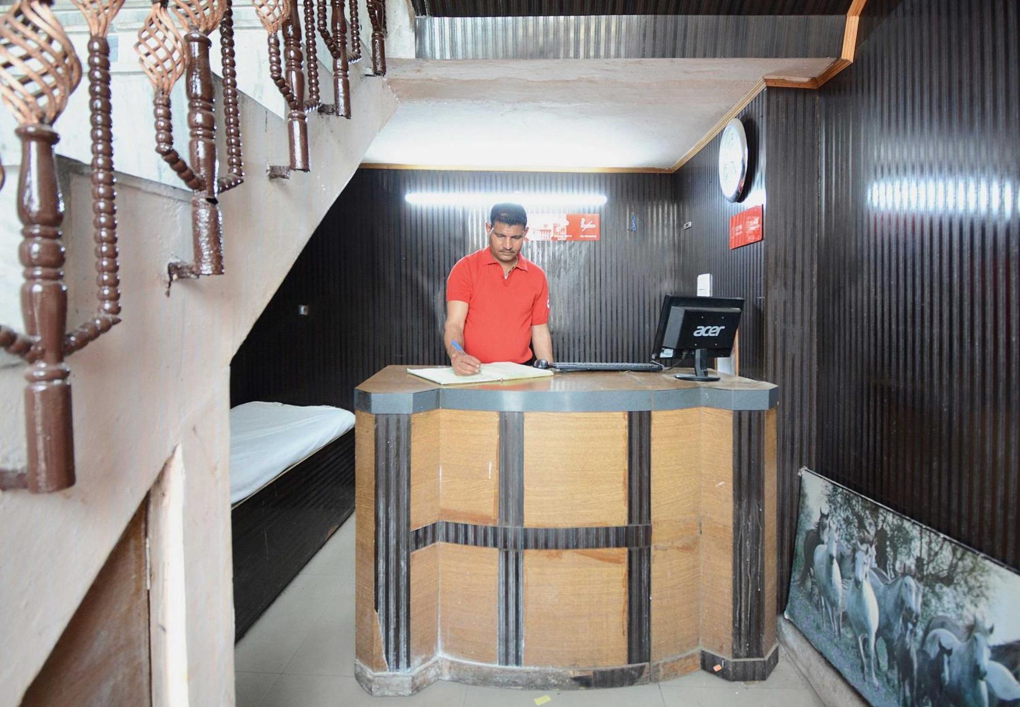 Hotel Asia Palace Pathānkot Dış mekan fotoğraf