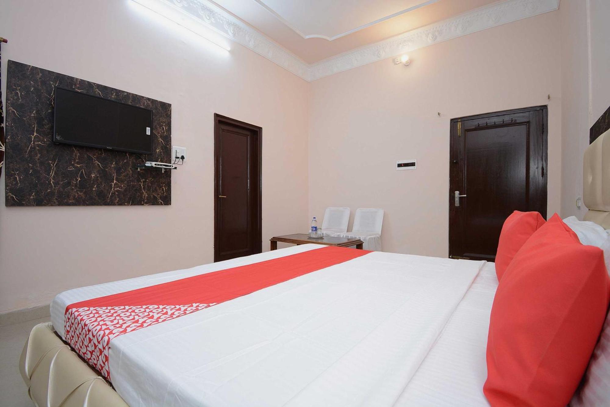 Hotel Asia Palace Pathānkot Dış mekan fotoğraf