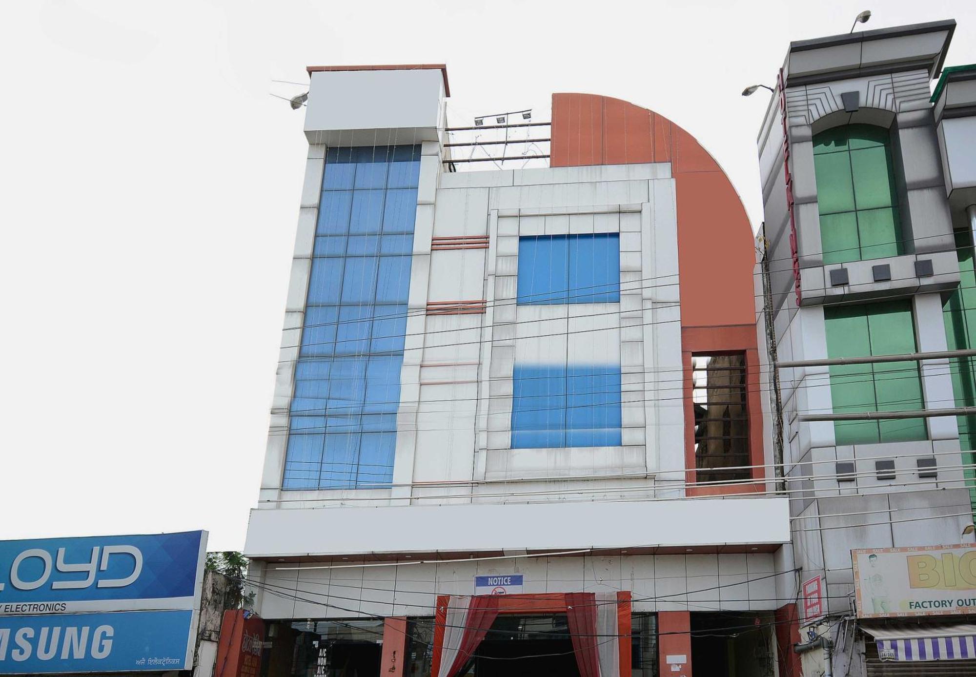 Hotel Asia Palace Pathānkot Dış mekan fotoğraf