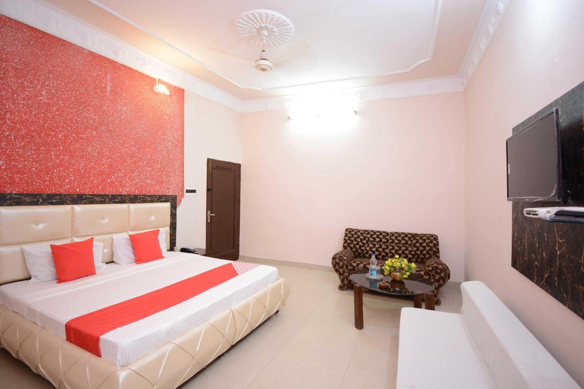 Hotel Asia Palace Pathānkot Dış mekan fotoğraf