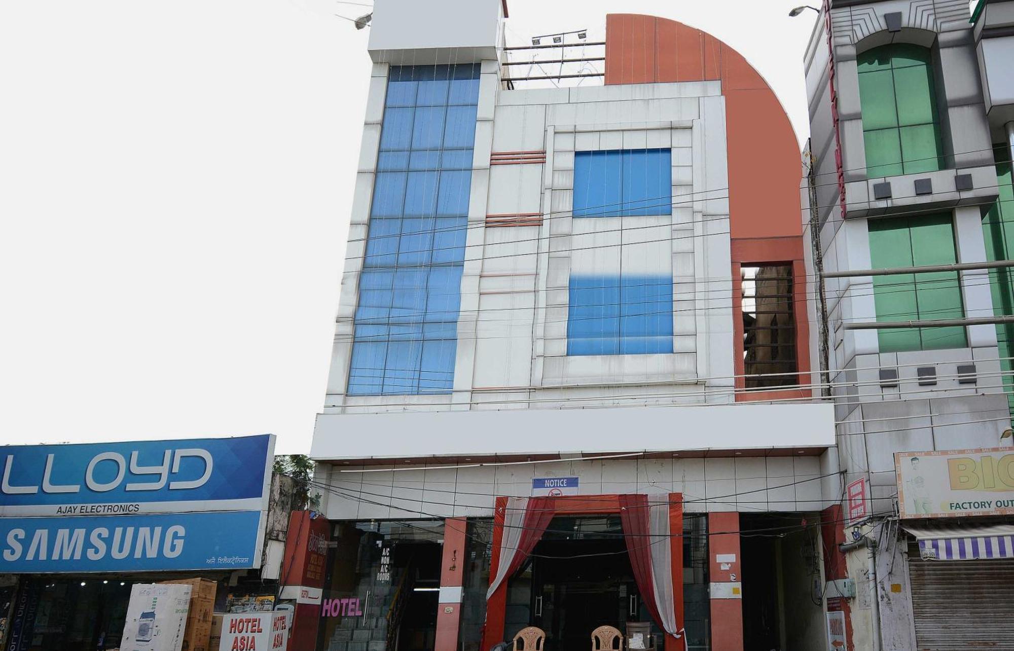 Hotel Asia Palace Pathānkot Dış mekan fotoğraf