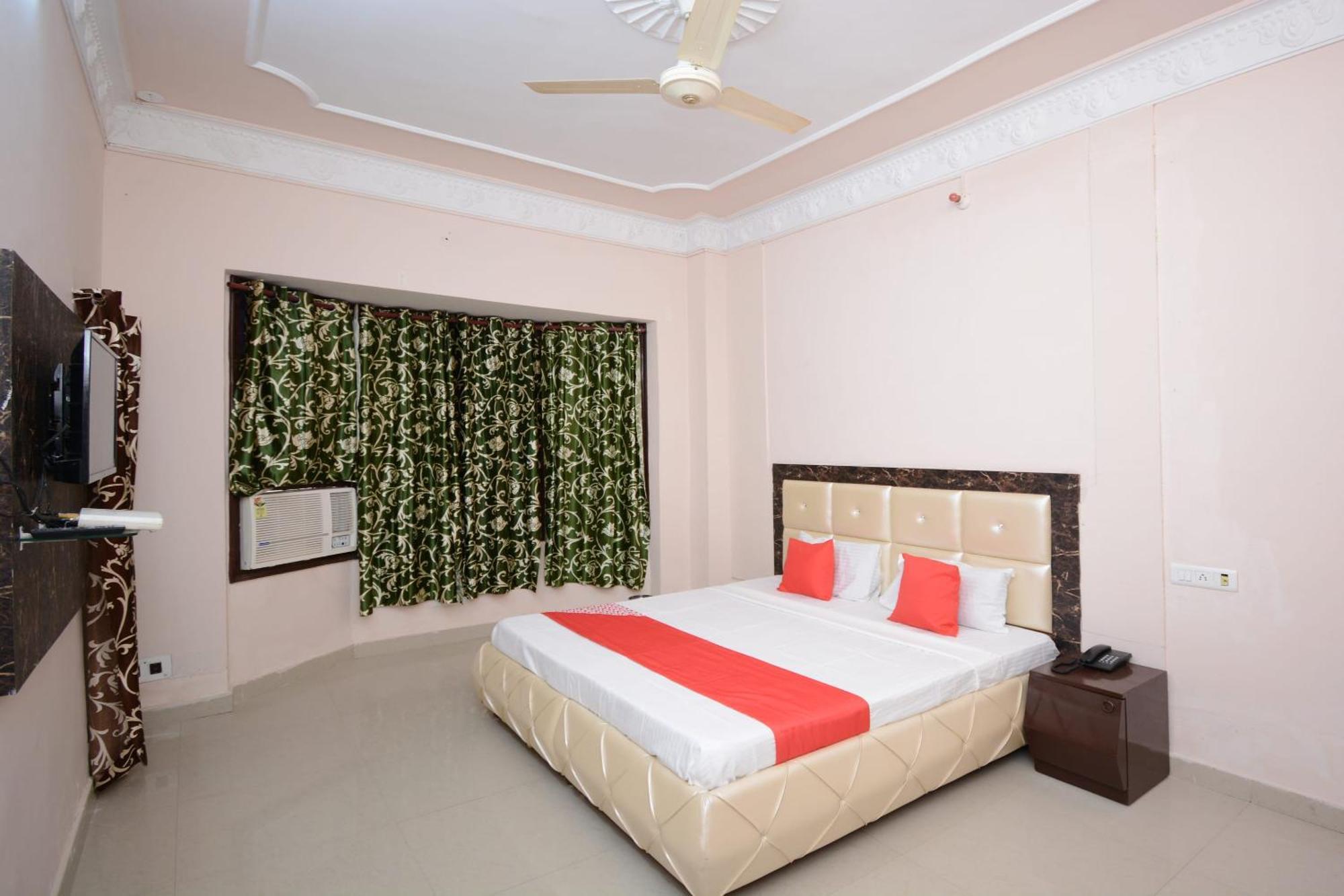 Hotel Asia Palace Pathānkot Dış mekan fotoğraf